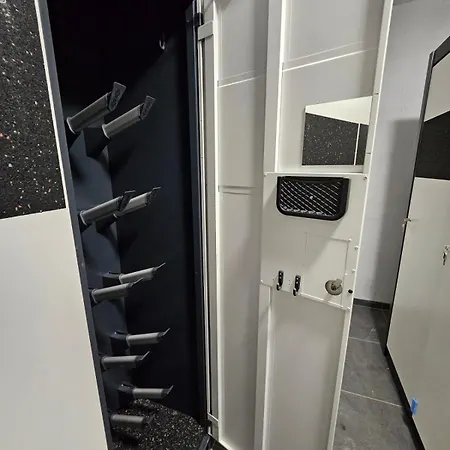 Nova Planina 105 * Τζαχορίνα